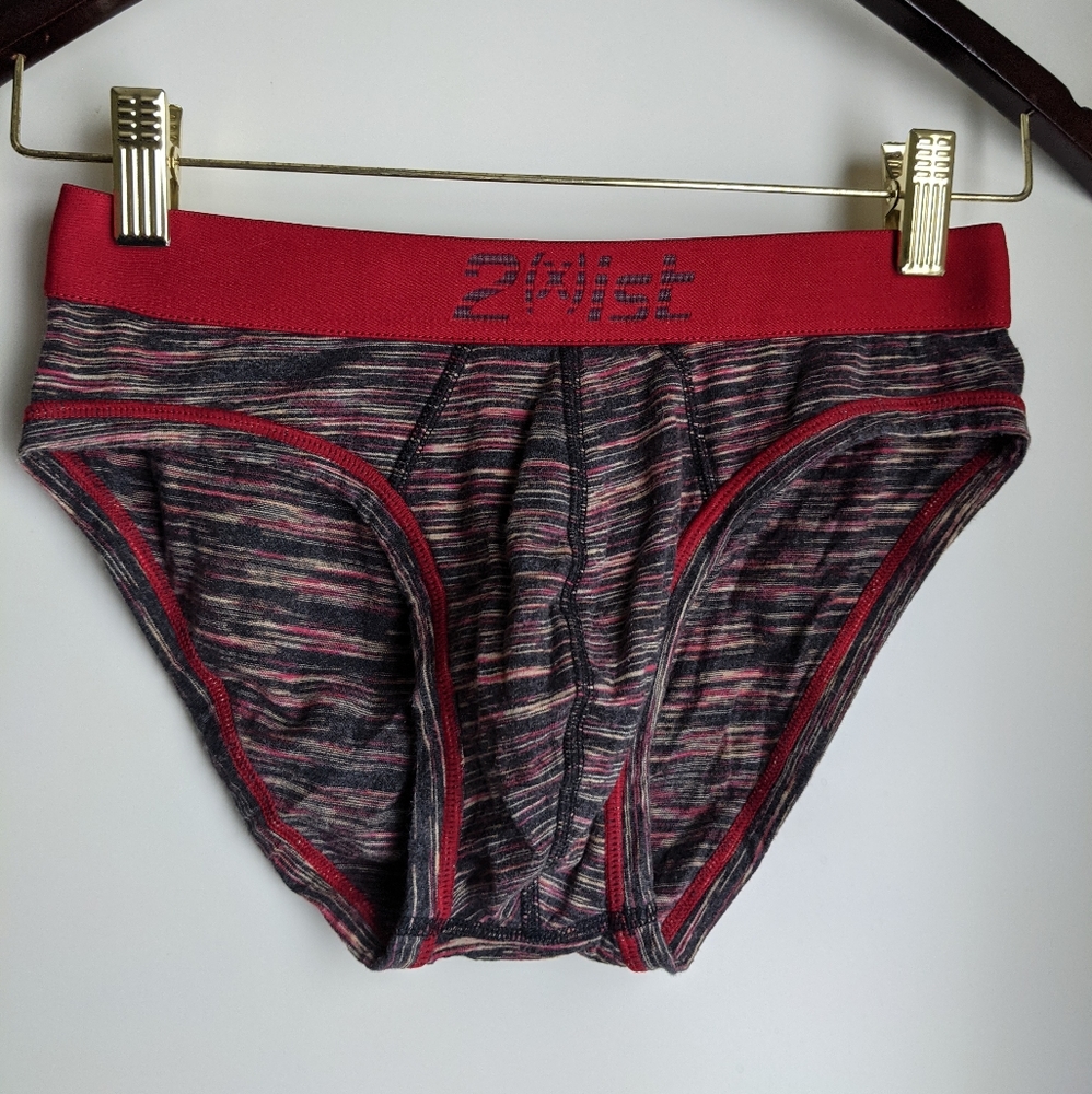 2(X)ist Briefs size Small